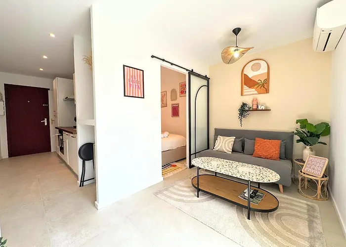 Boheme-chic A Giens, Plages A Pied Apartment *